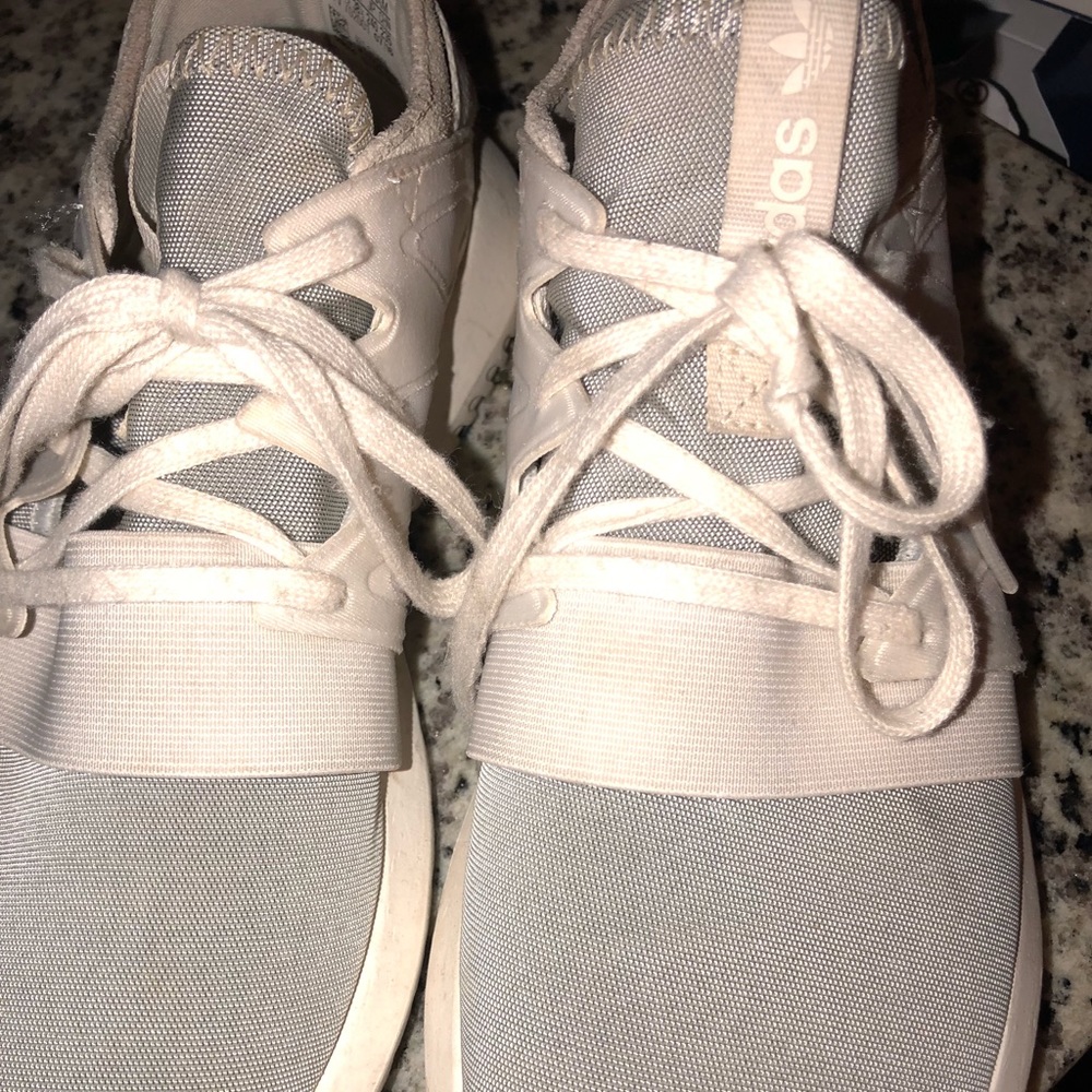 Adidas tennis shoes